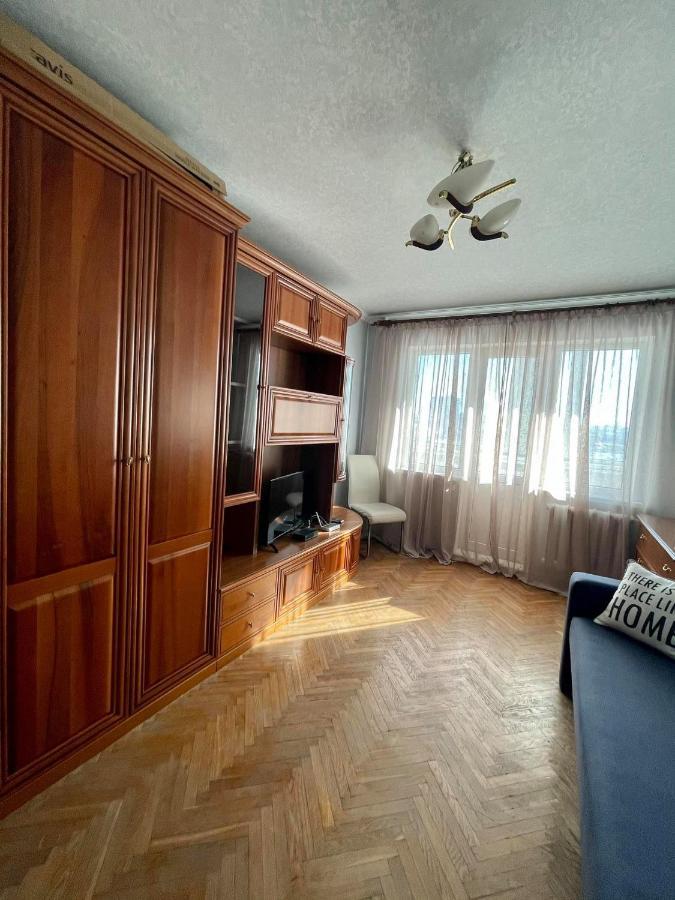 Comfortable One Beds With Nice View For Independent Sqr Kyiv Exterior photo