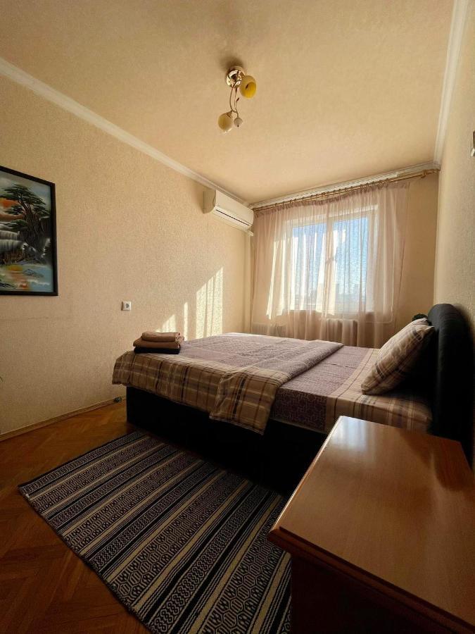 Comfortable One Beds With Nice View For Independent Sqr Kyiv Exterior photo