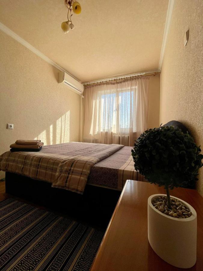 Comfortable One Beds With Nice View For Independent Sqr Kyiv Exterior photo