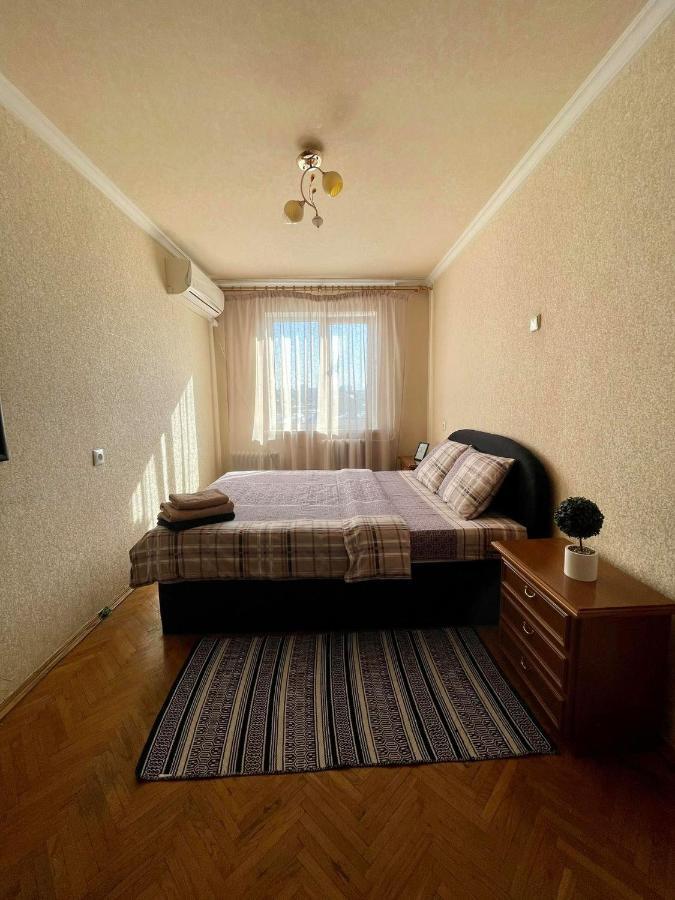 Comfortable One Beds With Nice View For Independent Sqr Kyiv Exterior photo