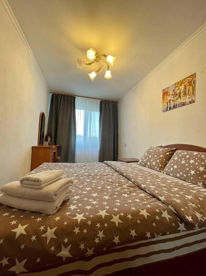 Comfortable One Beds With Nice View For Independent Sqr Kyiv Exterior photo