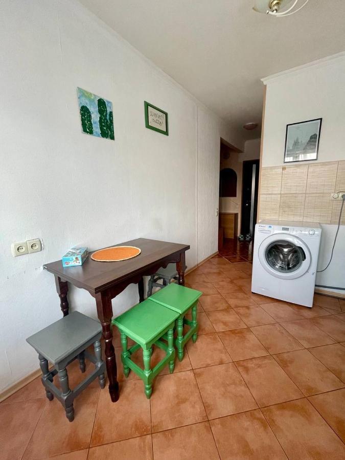 Comfortable One Beds With Nice View For Independent Sqr Kyiv Exterior photo