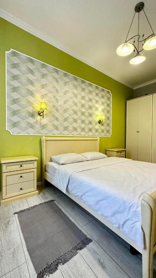 Comfortable One Beds With Nice View For Independent Sqr Kyiv Exterior photo