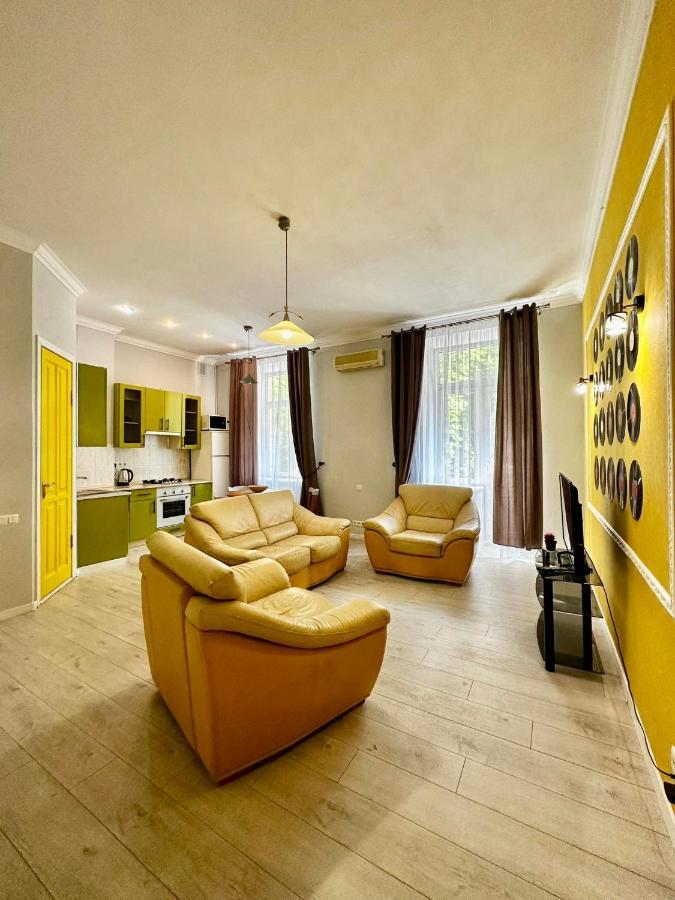 Comfortable One Beds With Nice View For Independent Sqr Kyiv Exterior photo