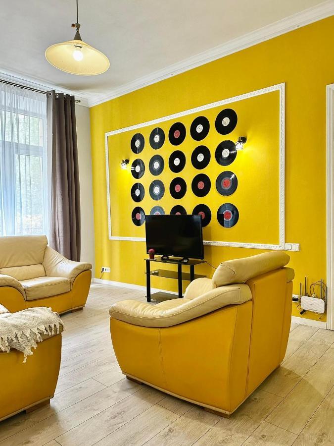 Comfortable One Beds With Nice View For Independent Sqr Kyiv Exterior photo