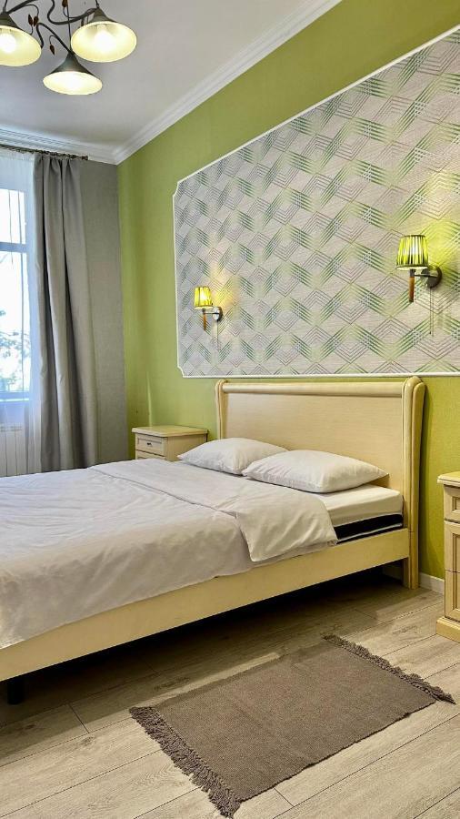 Comfortable One Beds With Nice View For Independent Sqr Kyiv Exterior photo